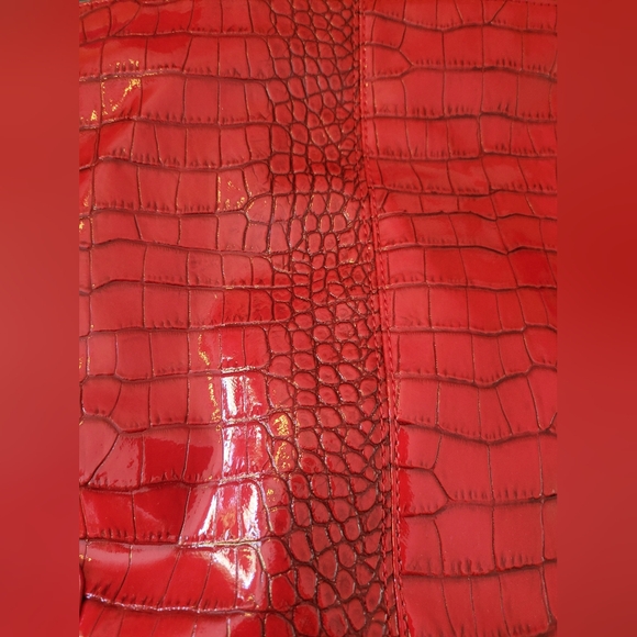 Penelope Ann Red Purse- New - Picture 2 of 15